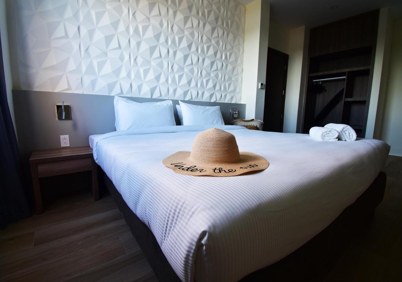 Hotel Adonis Cupecoy Simpson Bay Exterior foto
